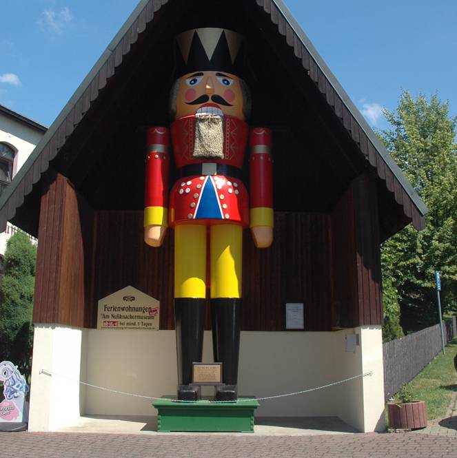 Nussknacker in Neuhausen
