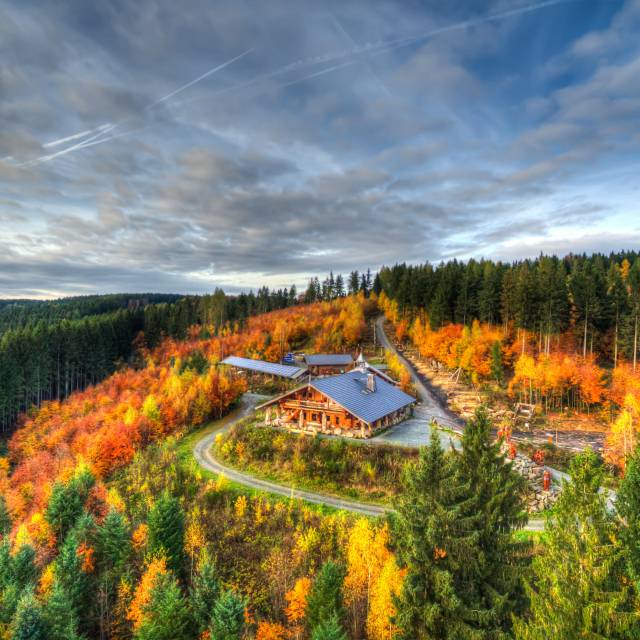 Panoramablick über Blockhausen im Herbst